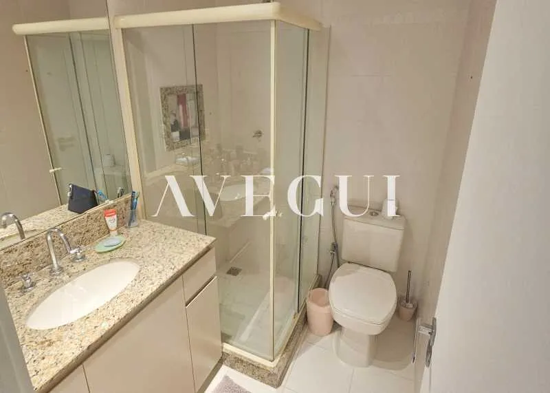 Furnished apartment with 3 bedrooms and 4 bathrooms — photo 12