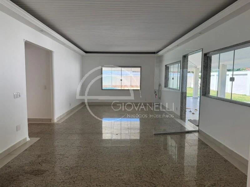 Casa com 3 quartos e 470 m² com 2 vagas e suítes — photo 4