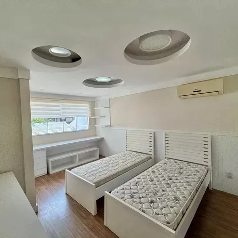 6 quartos e espaço de home office: casa de 550 m² — photo 64