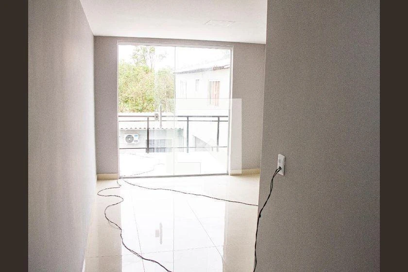 Rental house with 4 bedrooms and 250 m² open-plan kitchen — photo 24