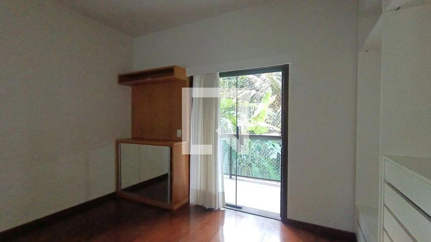 Home office in a 3-bedroom house, 760 m² — photo 19