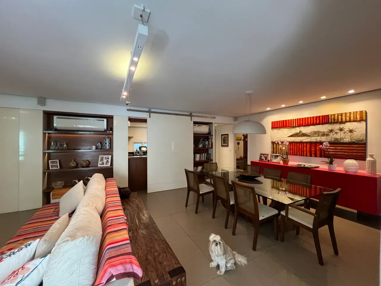 Furnished apartment, 240 m², with a washing machine — photo 11
