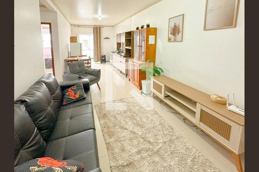 Furnished apartment with 2 bedrooms and a balcony — photo 4