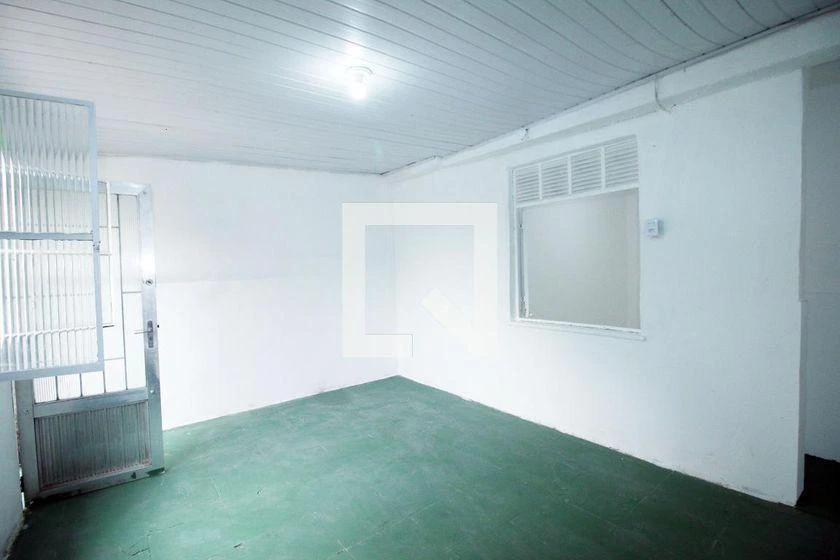 Rental house with 3 bedrooms and a balcony — photo 13