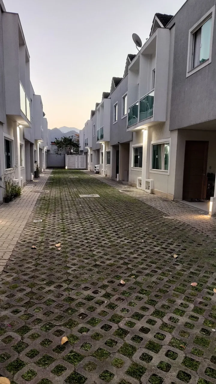 4-bedroom house with a separate closed kitchen — photo 11