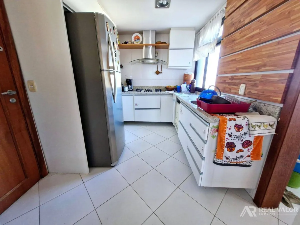 Квартира 280 м² з кухнею на газі та 3 паркомісцями — photo 7
