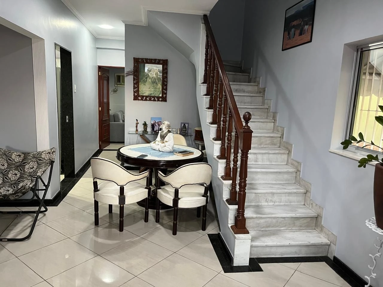 Casa mobiliada com 4 quartos e varanda fechada — photo 19