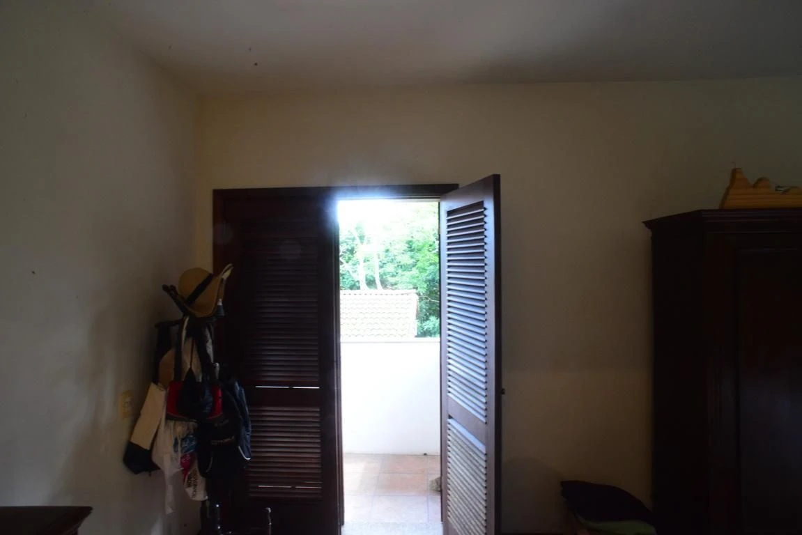 Casa mobiliada com 6 quartos e 5 suítes, com jardim — photo 50