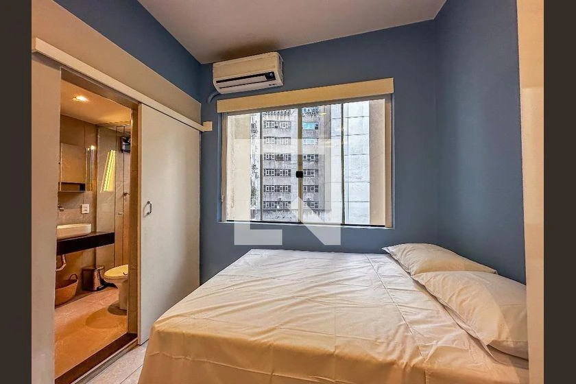 Furnished 32 m² apartment with 1 bedroom and no parking — photo 17