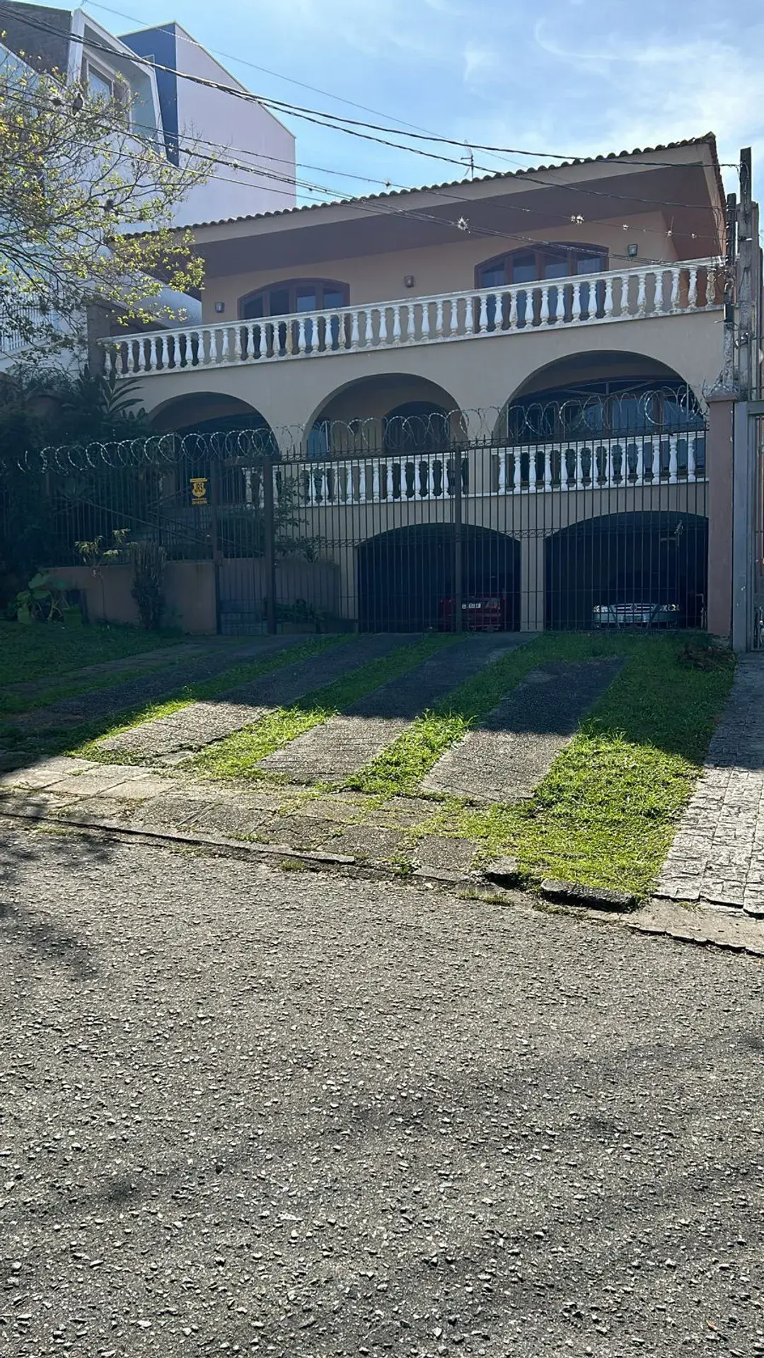 House with 8 bedrooms, 4 en-suites and private garden — photo 42