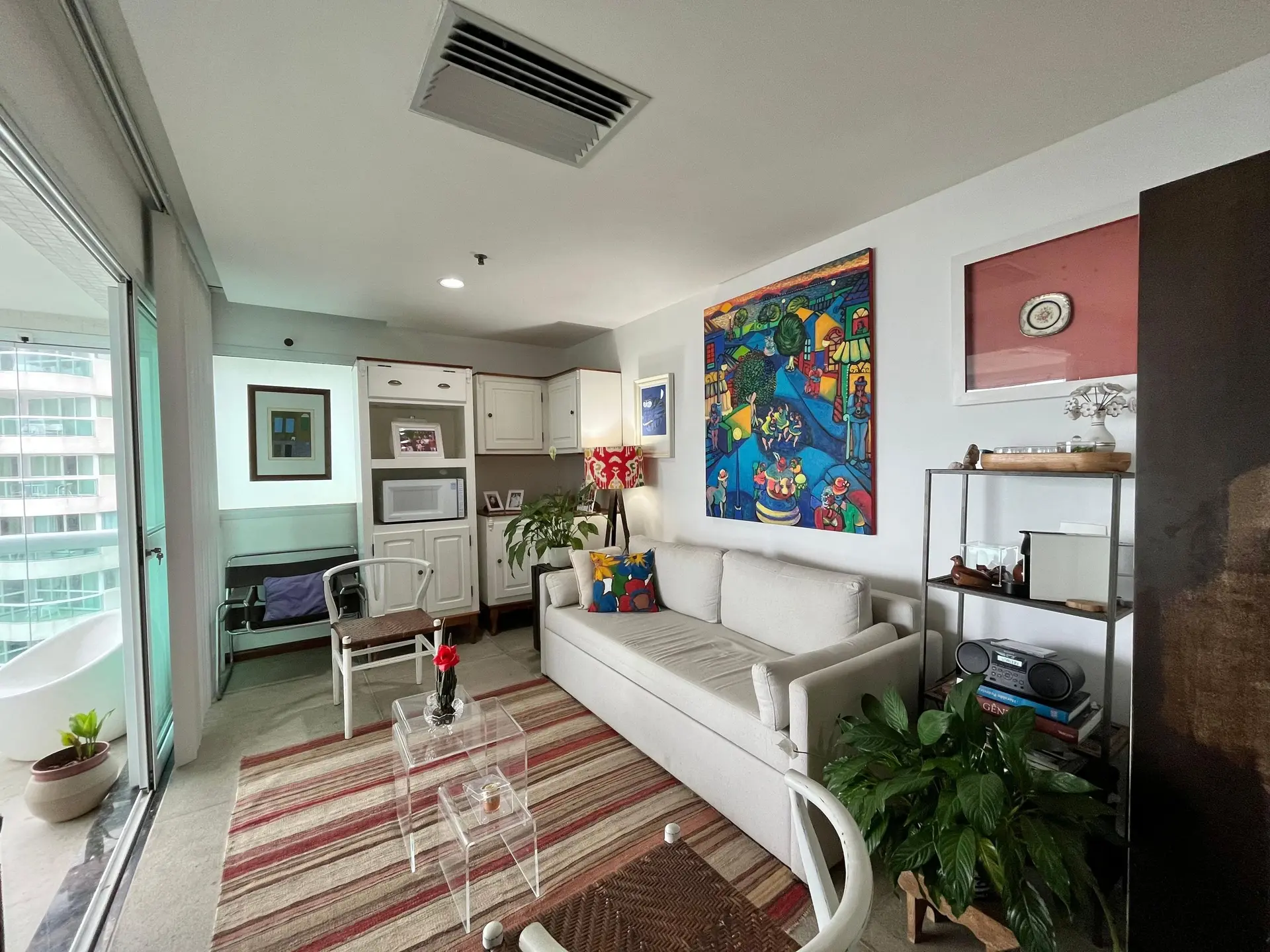 Furnished studio, 48 m², with a water view — photo 15