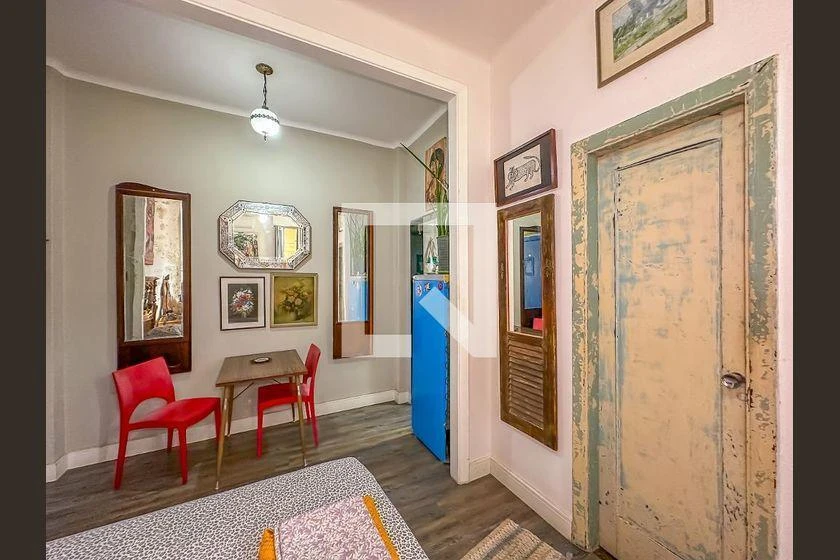Furnished studio, 33 m², with a home office — photo 16