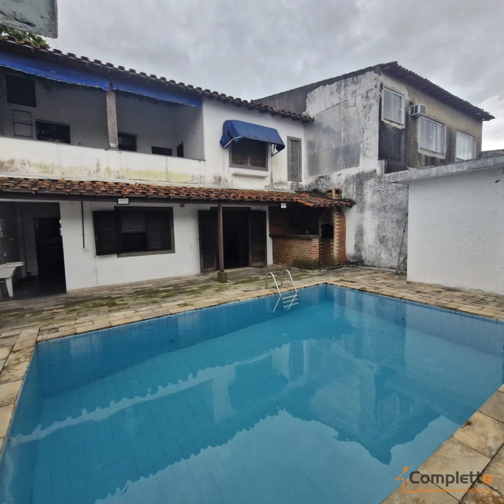 Casa de 220 m² con balcón gourmet y bañera — photo 28