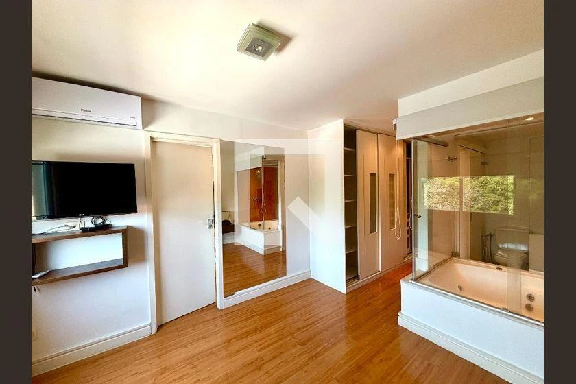 180 m² furnished apartment with open-plan kitchen — photo 35