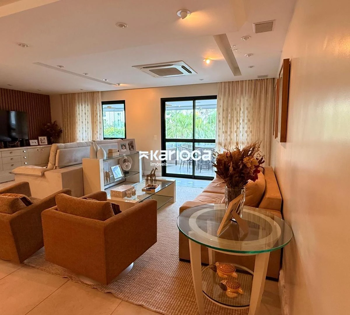 Стиральная машина и 3 спальни: квартира 162 м²