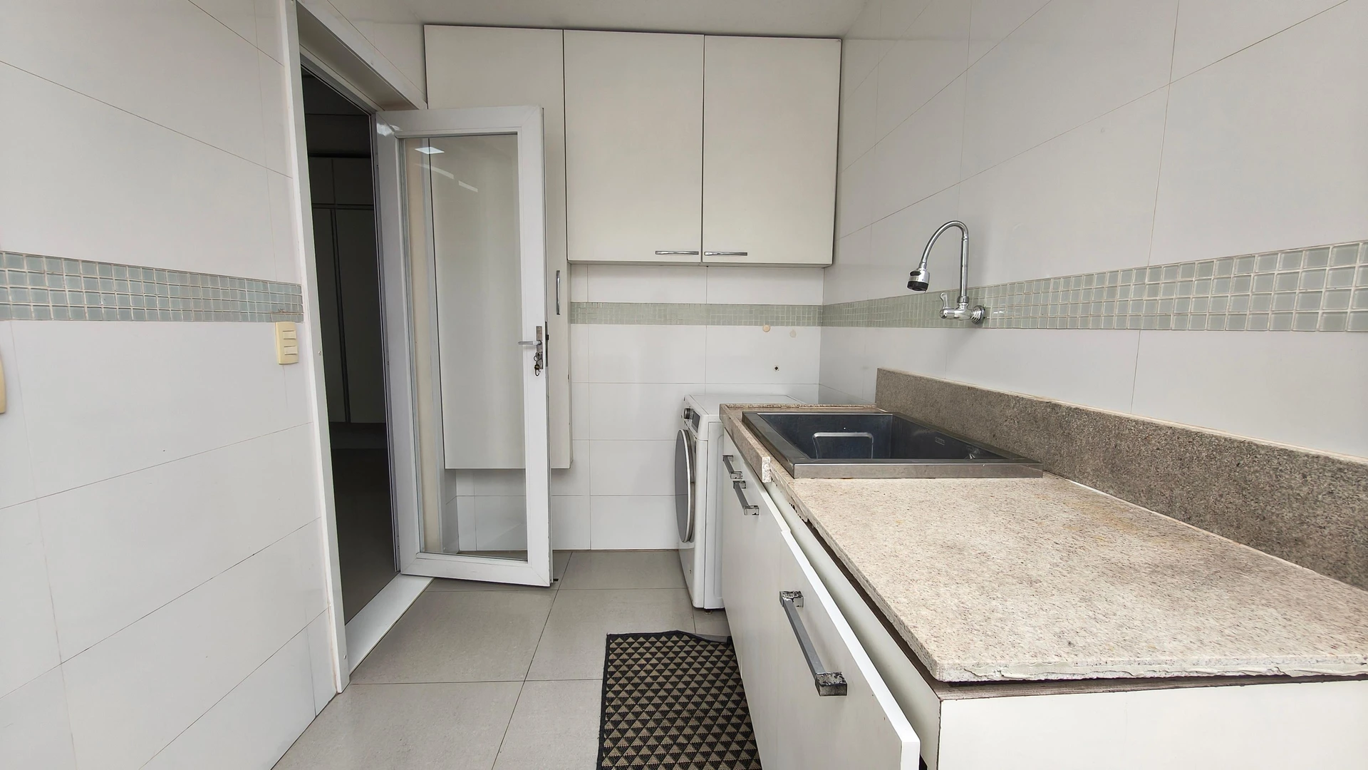 Casa mobiliada, 430 m², com banheira — photo 45