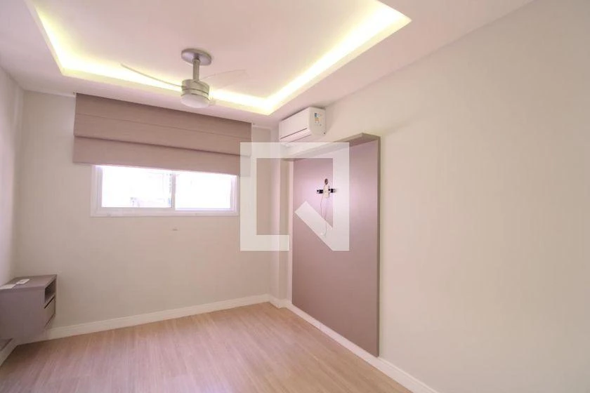 Home office in a 2-bedroom apartment, 74 m² — photo 14