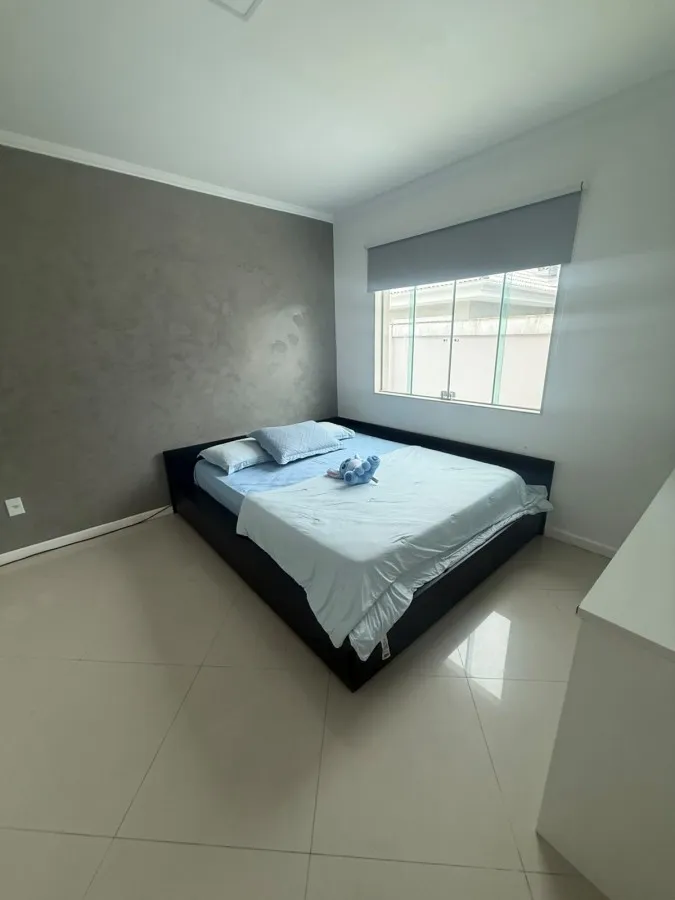 Furnished house with 5 bedrooms and 400 m² — photo 19