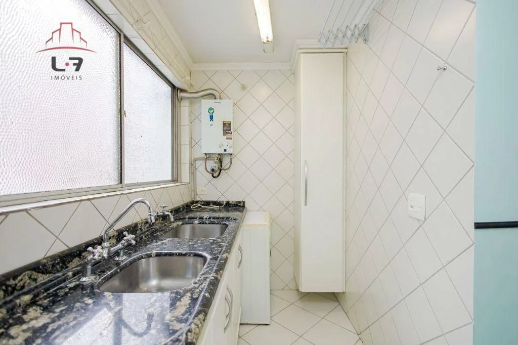Furnished one-bedroom, 40 m² apartment in Curitiba — photo 4
