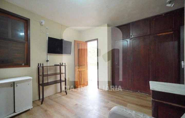 Casa mobiliada com 4 quartos e 2 suítes — photo 15
