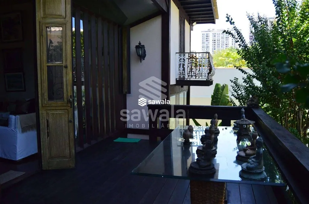 Casa com 4 quartos e 5 banheiros, bem cuidada — photo 7