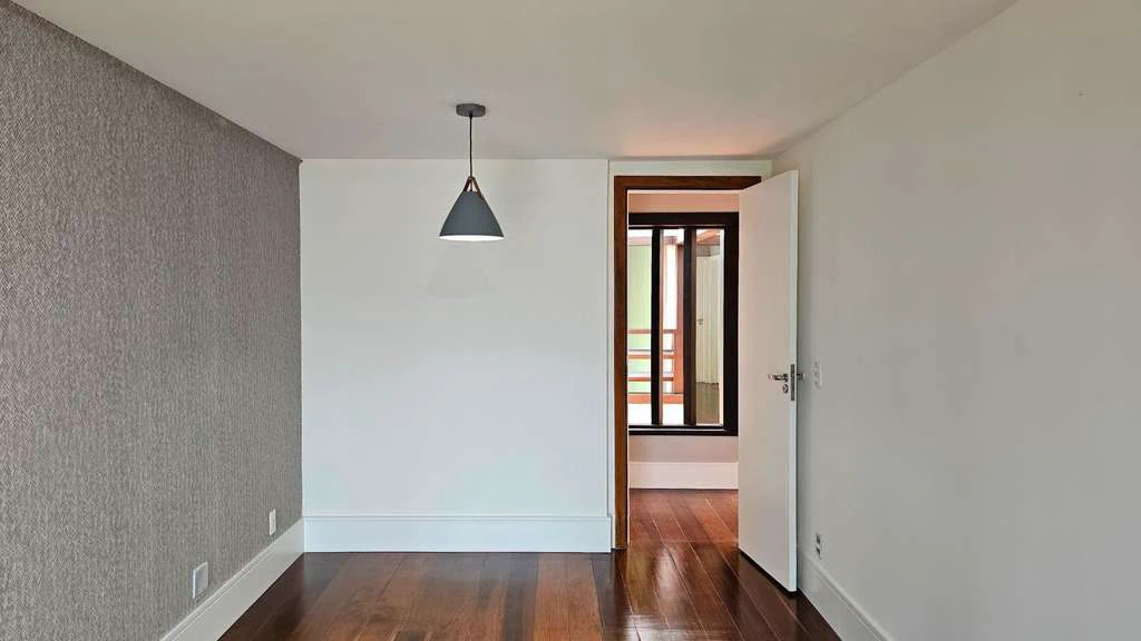 Condo house with 5 bedrooms and a gas kitchen — photo 24