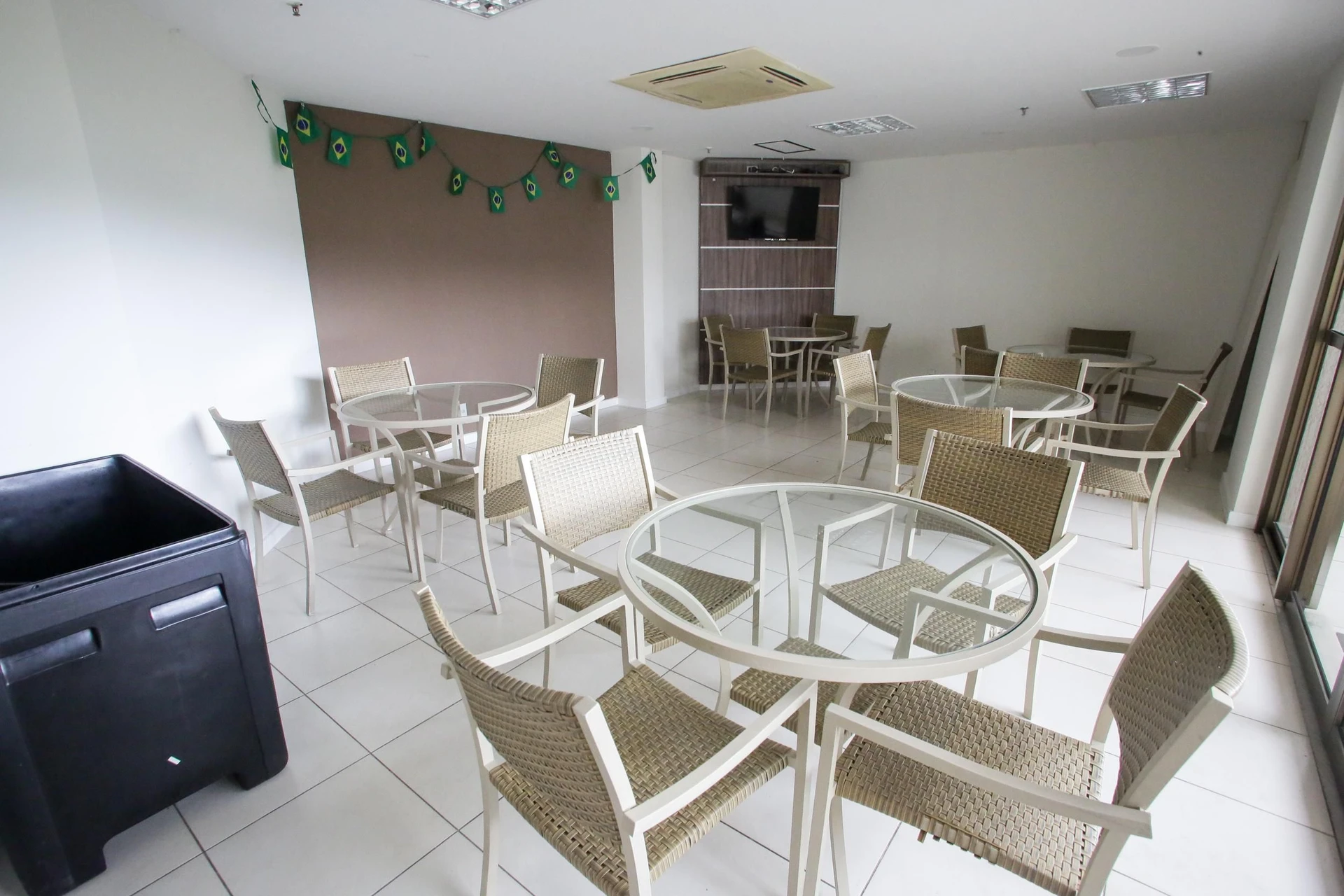 Apartamento mobiliado com 4 quartos e varanda — photo 14