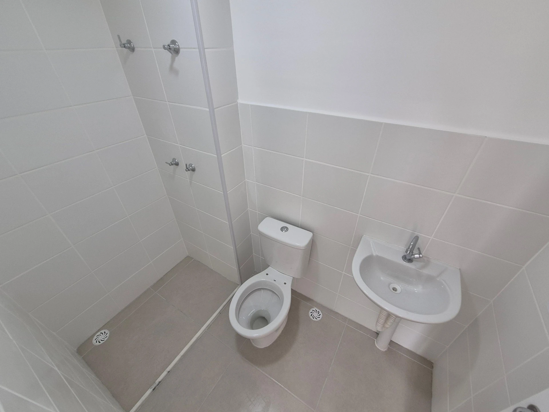 Apartamento de 2 quartos em condomínio com academia — photo 29