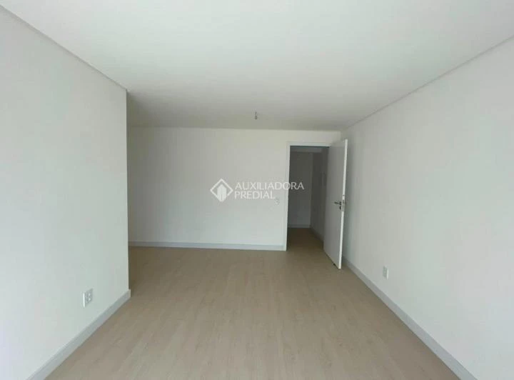 Cobertura dúplex de 3 dormitorios con terraza acristalada — photo 2
