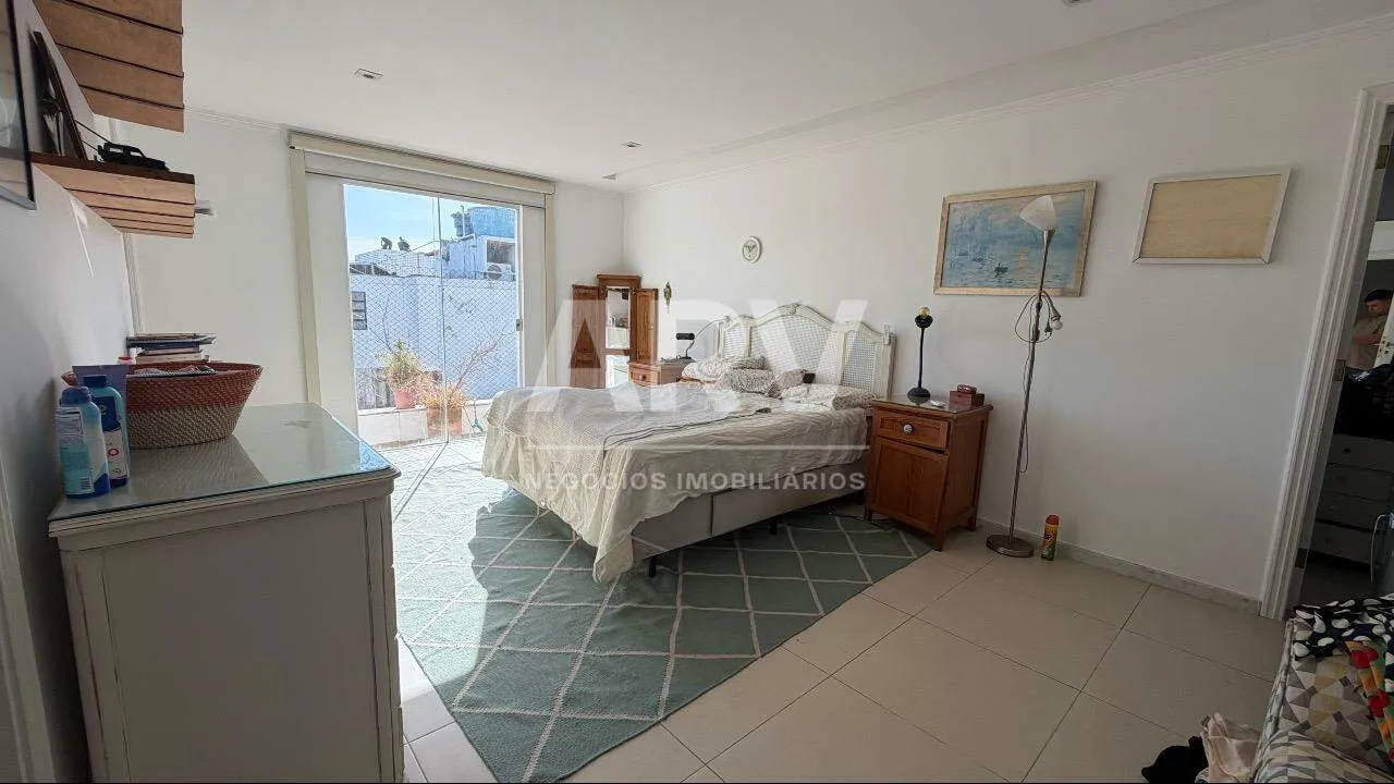 Apartamento mobiliado com 4 quartos e 5 banheiros — photo 11