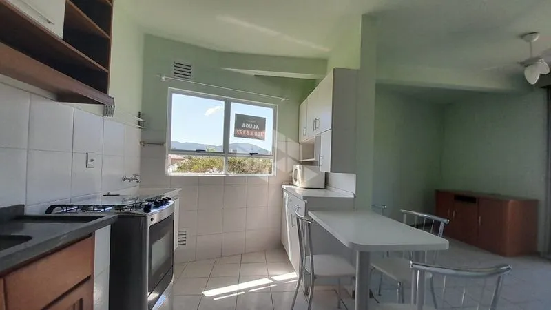 Apartamento de 80 m² con 2 dormitorios y balcón — photo 9
