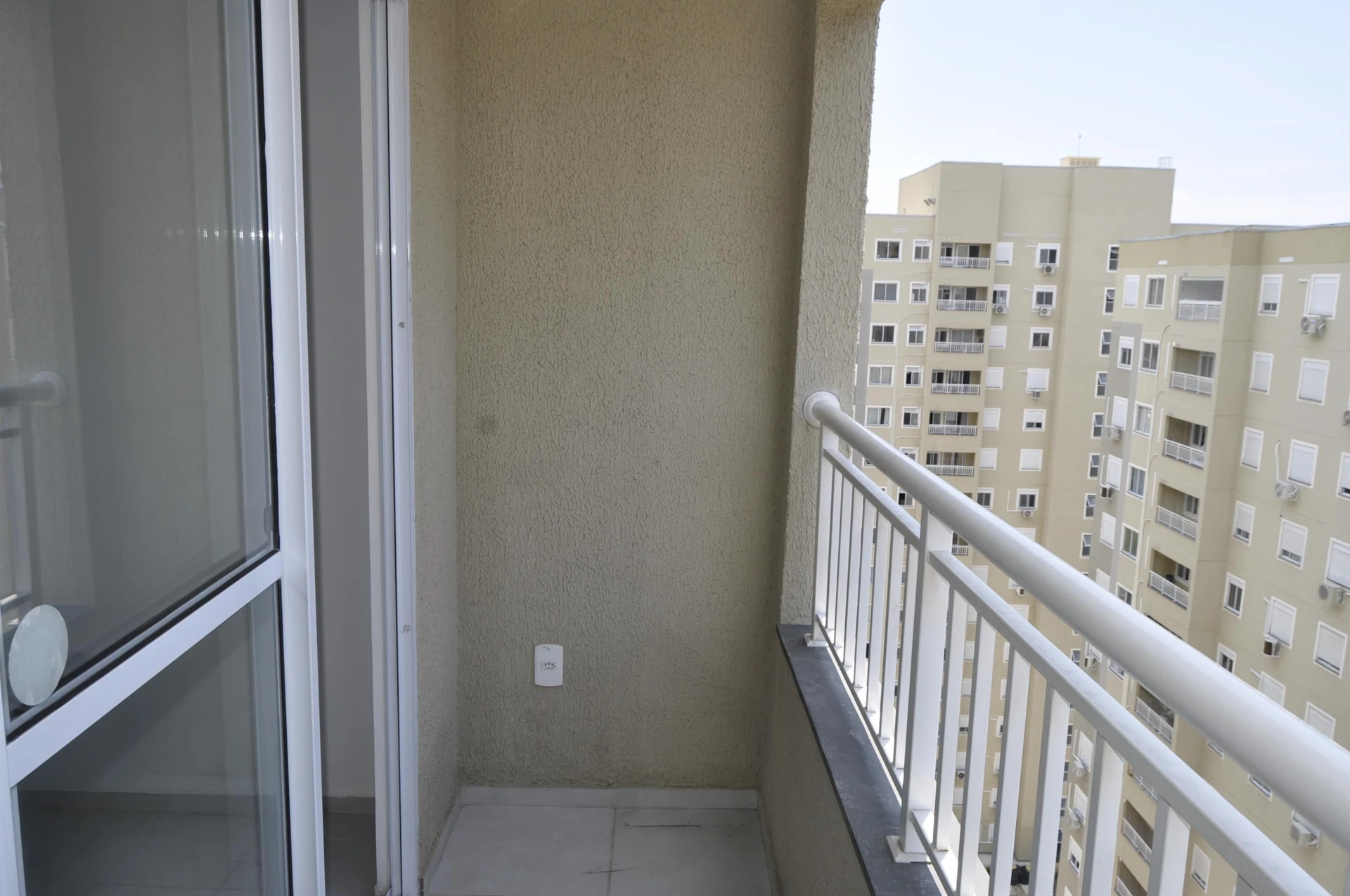 Mountain view in a 2-bedroom apartment, 42 m² — photo 35