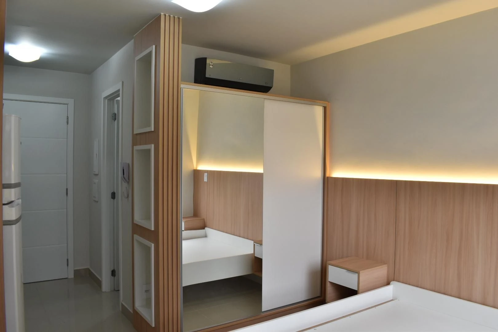 Monoambiente amueblado, 29 m², con balcón cerrado con vidrio — photo 6