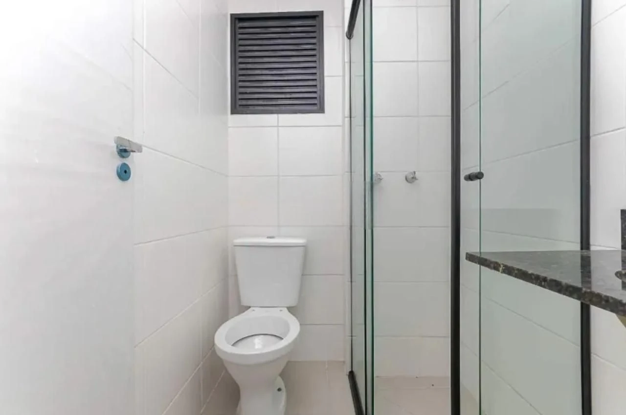 Apartment, 69 m², with wood or laminate floors — photo 6