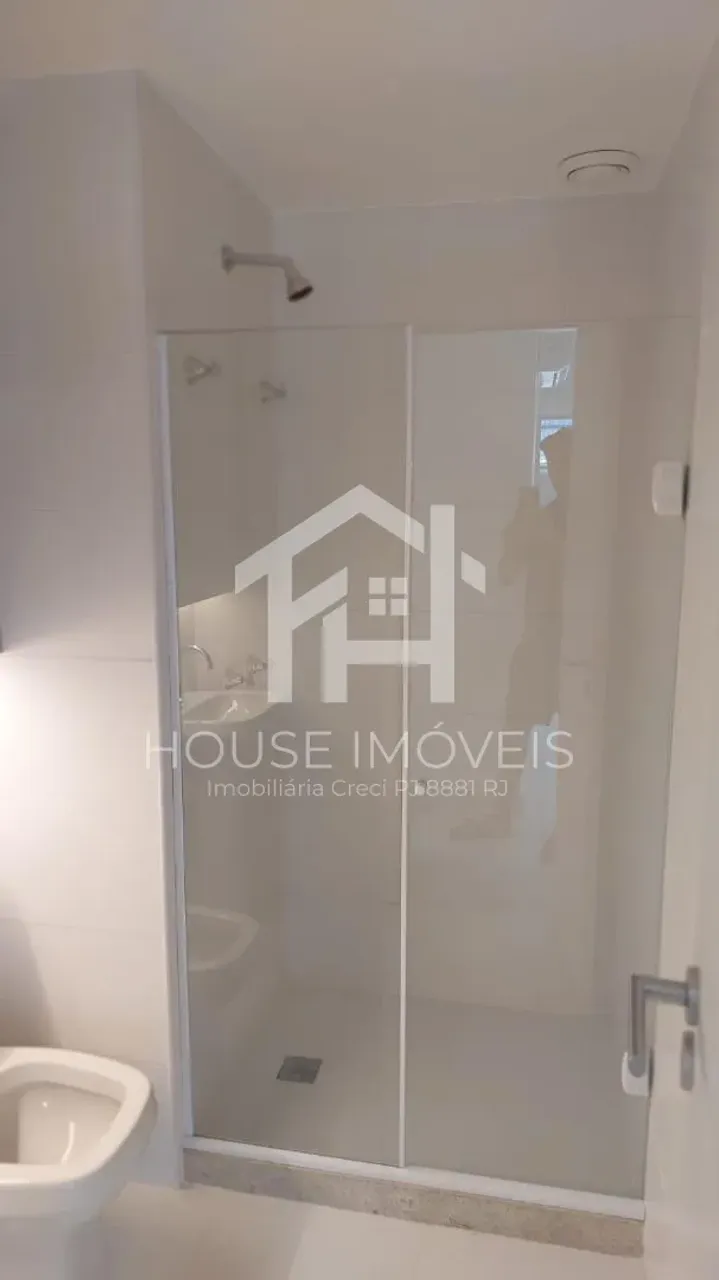 Apartment with 2 bedrooms and 4 bathrooms — photo 11