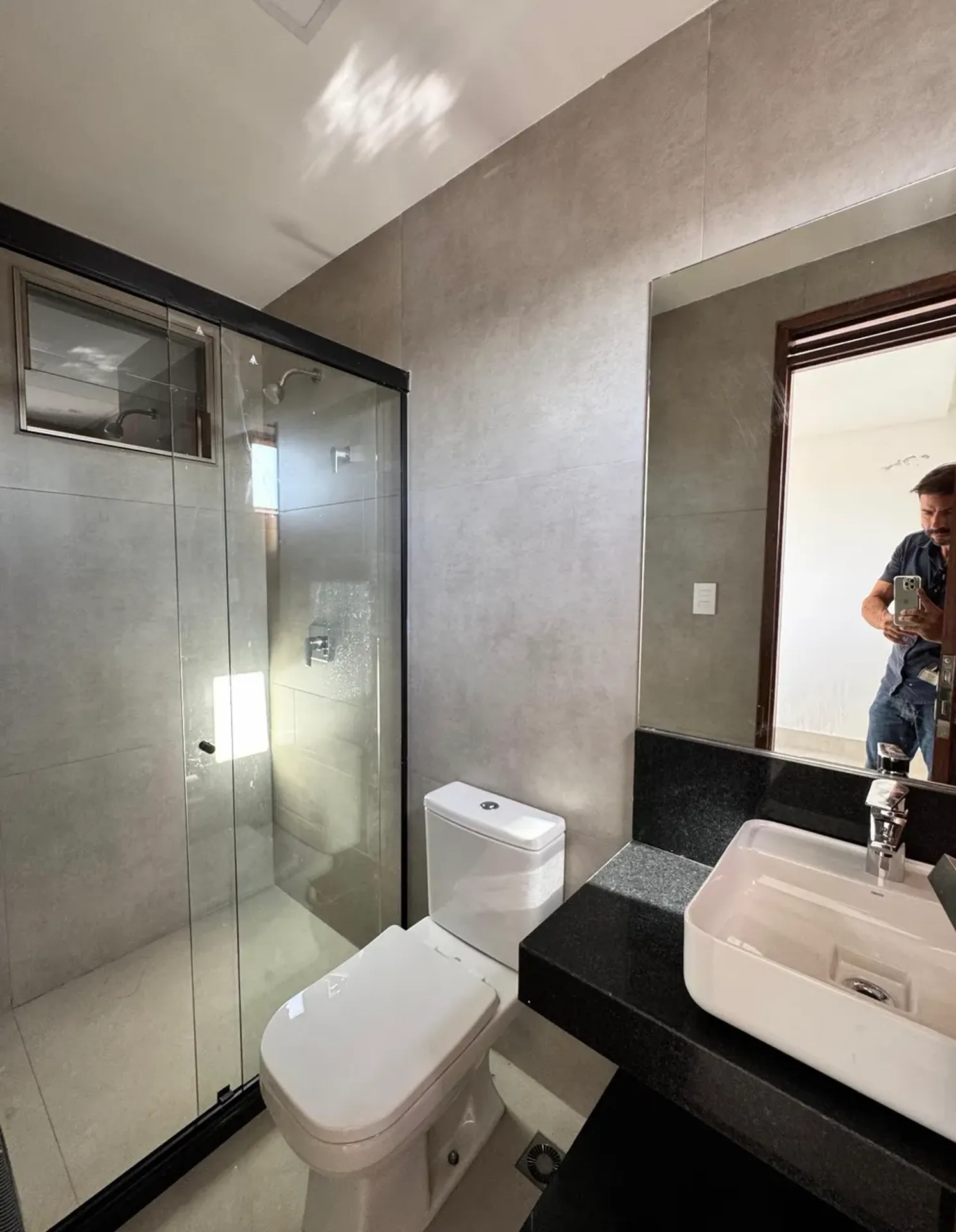Квартира 145 м² з 4 спальнями-сюїтами та паркуванням — photo 38