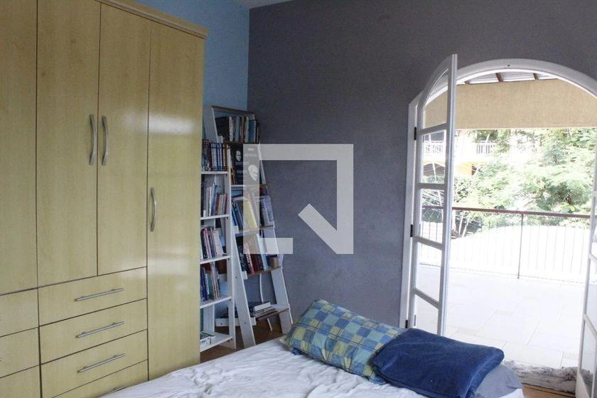 4-bedroom house with a mountain view in Rio de Janeiro — photo 31