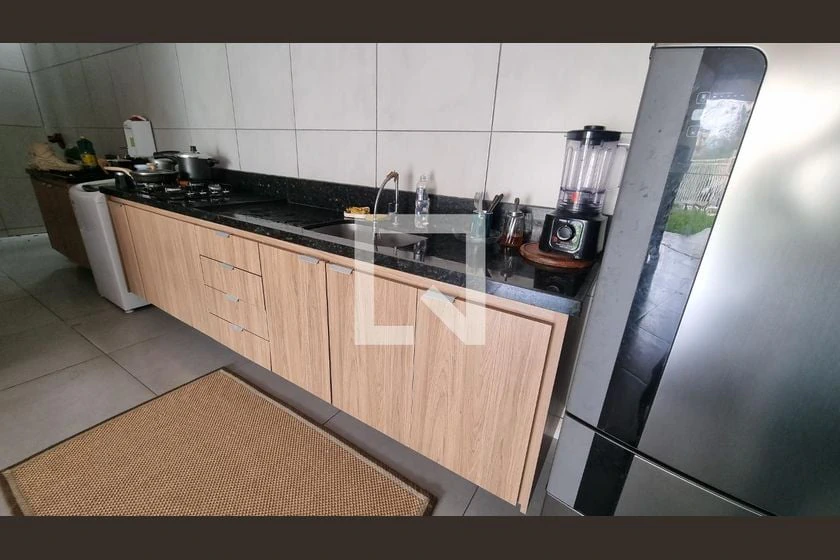 Condominium townhouse with 1 en-suite and 160 m² — photo 2