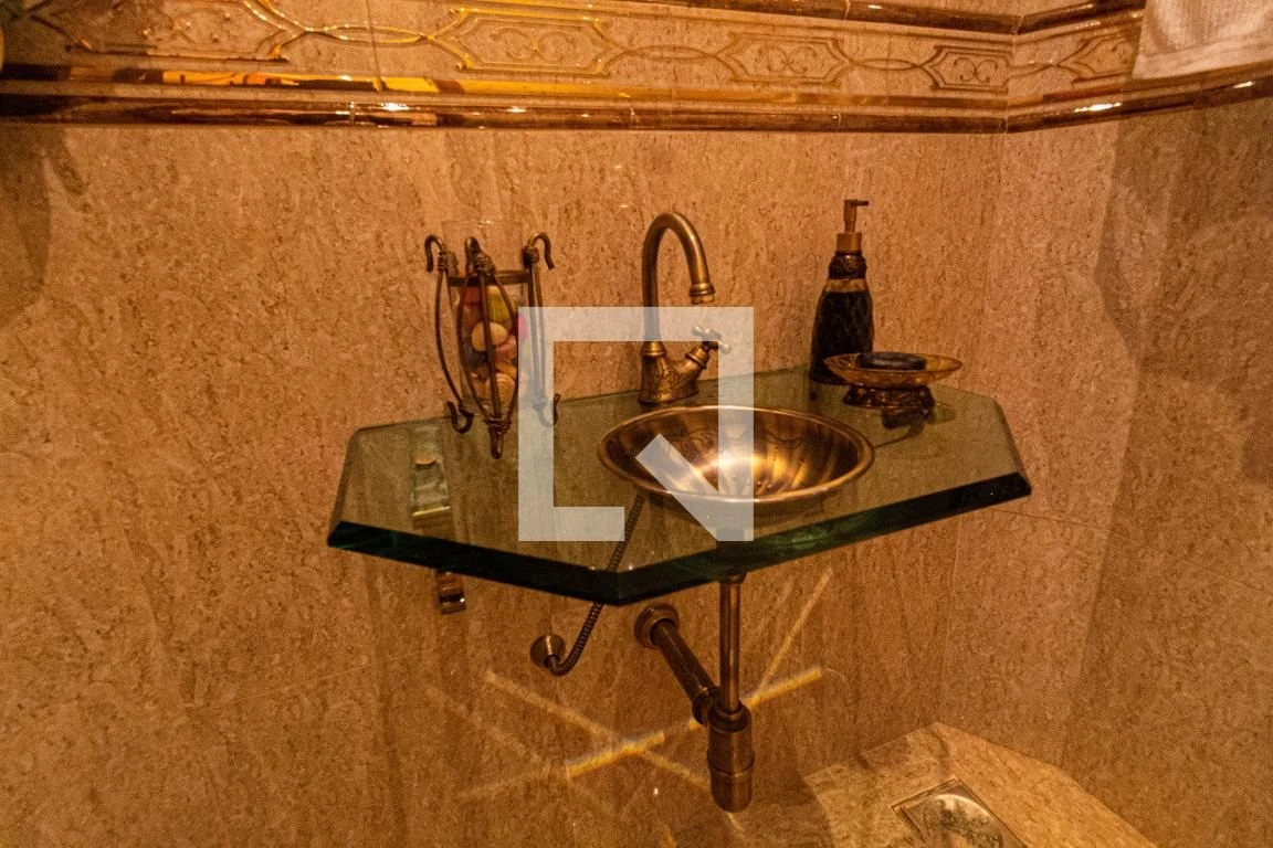 Мебльований будинок на 4 спальні-сюїти з 7 ванними — photo 90