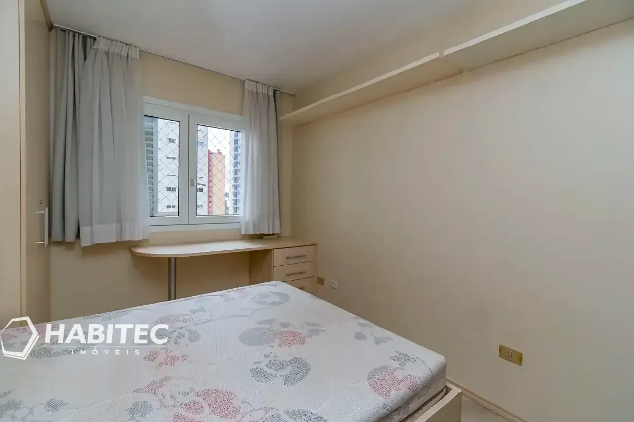 Apartamento de 3 dormitorios con zona de lavandería — photo 10