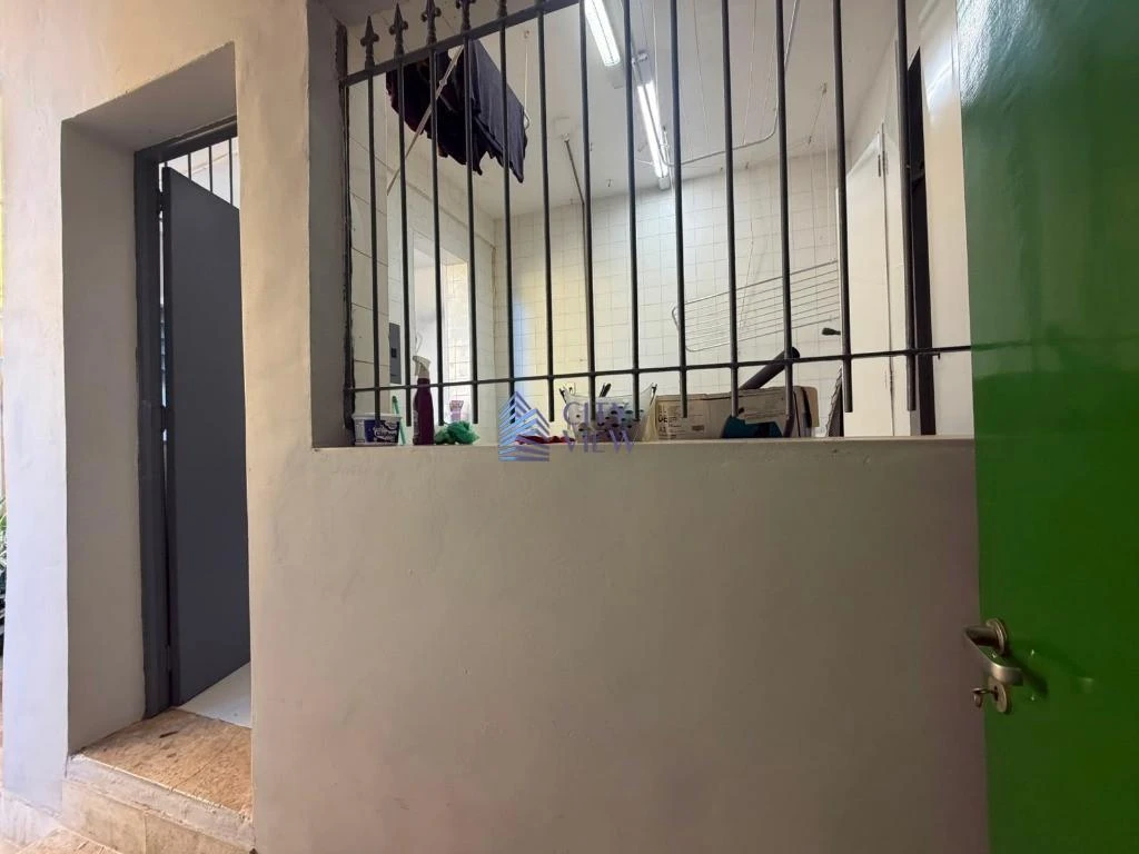 4-bedroom 500 m² house with 5 bathrooms — photo 44
