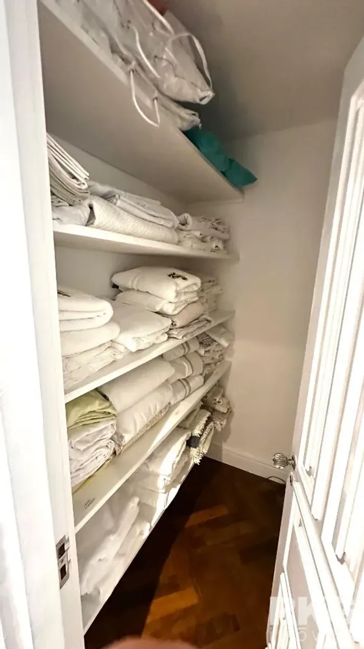 Apartamento mobiliado com 4 quartos e 5 banheiros — photo 16