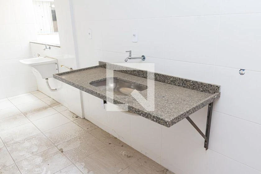 80 m² apartment with 2 bedrooms and a balcony — photo 39