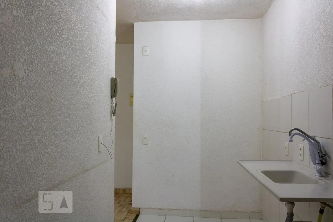 Apartamento com 2 quartos e área de lavanderia — photo 41