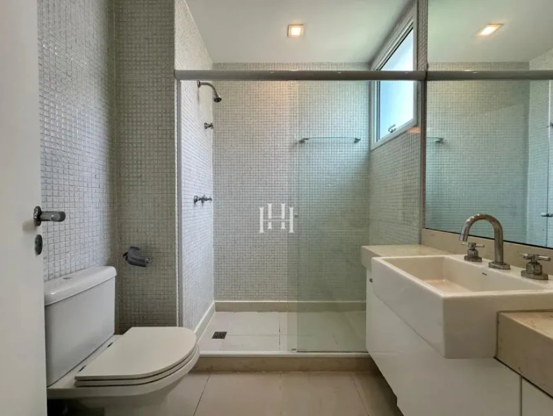 Apartamento mobiliado com 4 quartos e 291 m² — photo 14