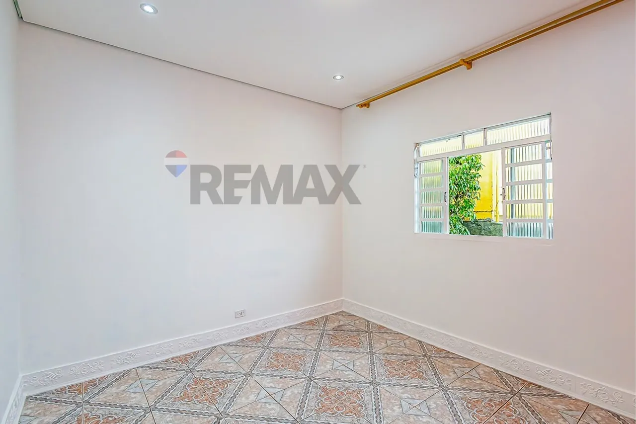 House for rent with 2 bedrooms and 2 bathrooms — photo 8