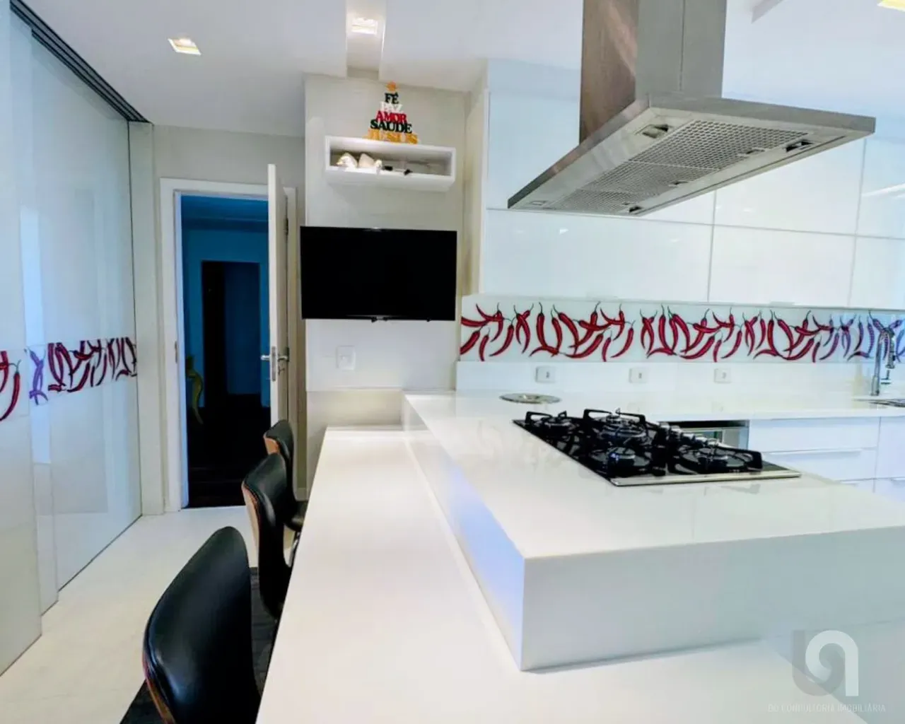 Apartamento de 289 m² com vista para a água e banheira — photo 8