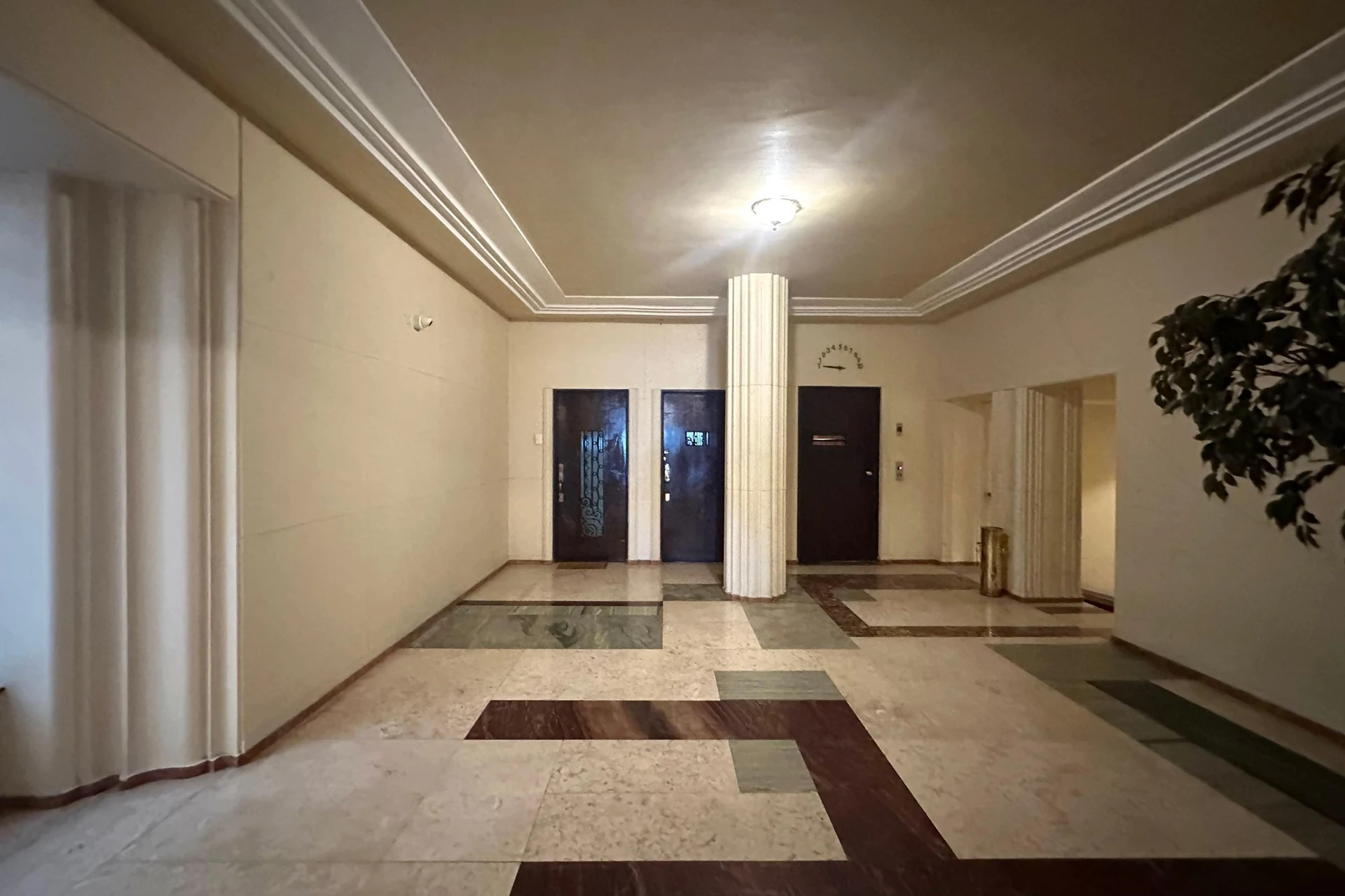 Квартира з 4 спальнями, 6 ванних і 1 місцем — photo 58