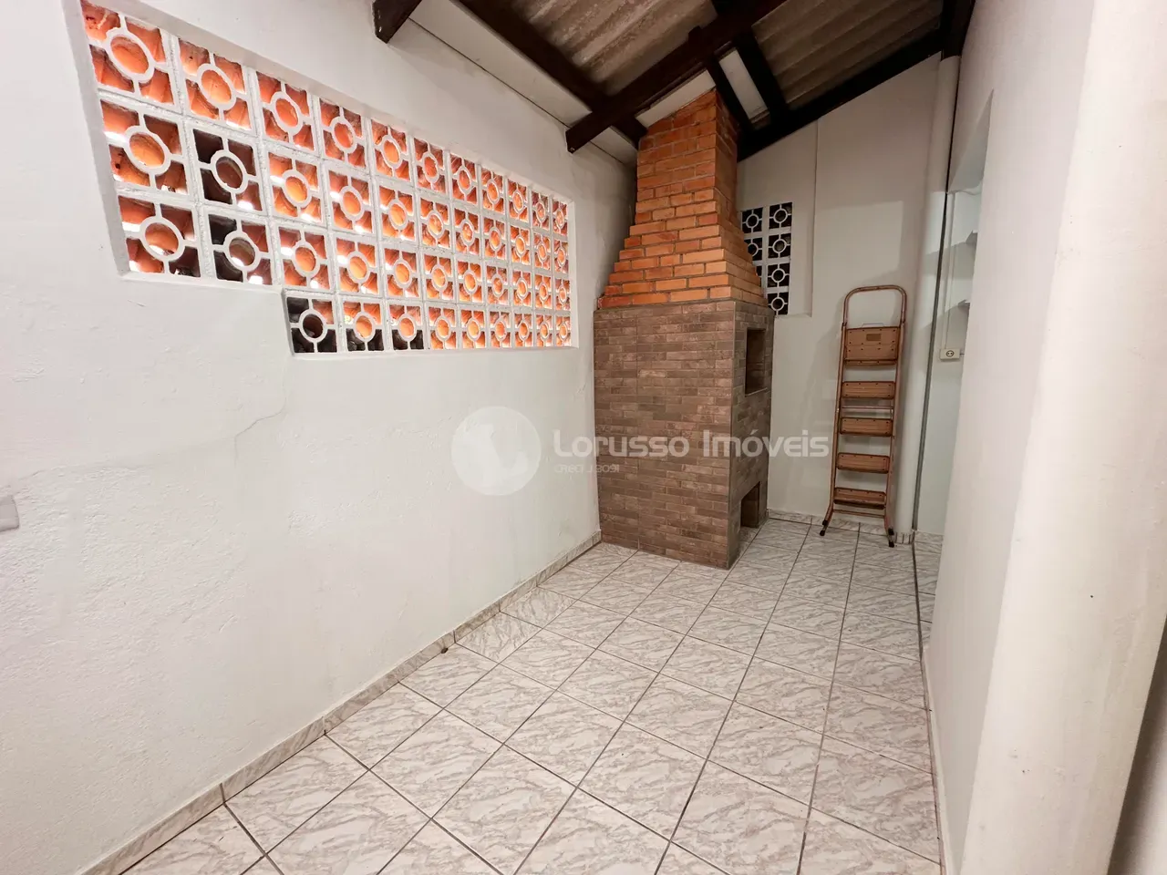 3-bedroom house with a home office — photo 14