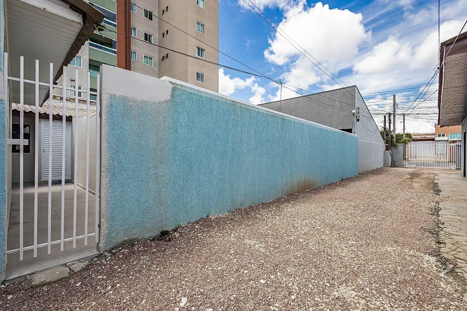 One-bedroom apartment with a washing machine in Curitiba — photo 26